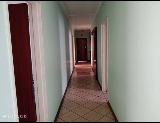4 BEDROOM HOUSE FOR SALE IN RAISETHORPE
